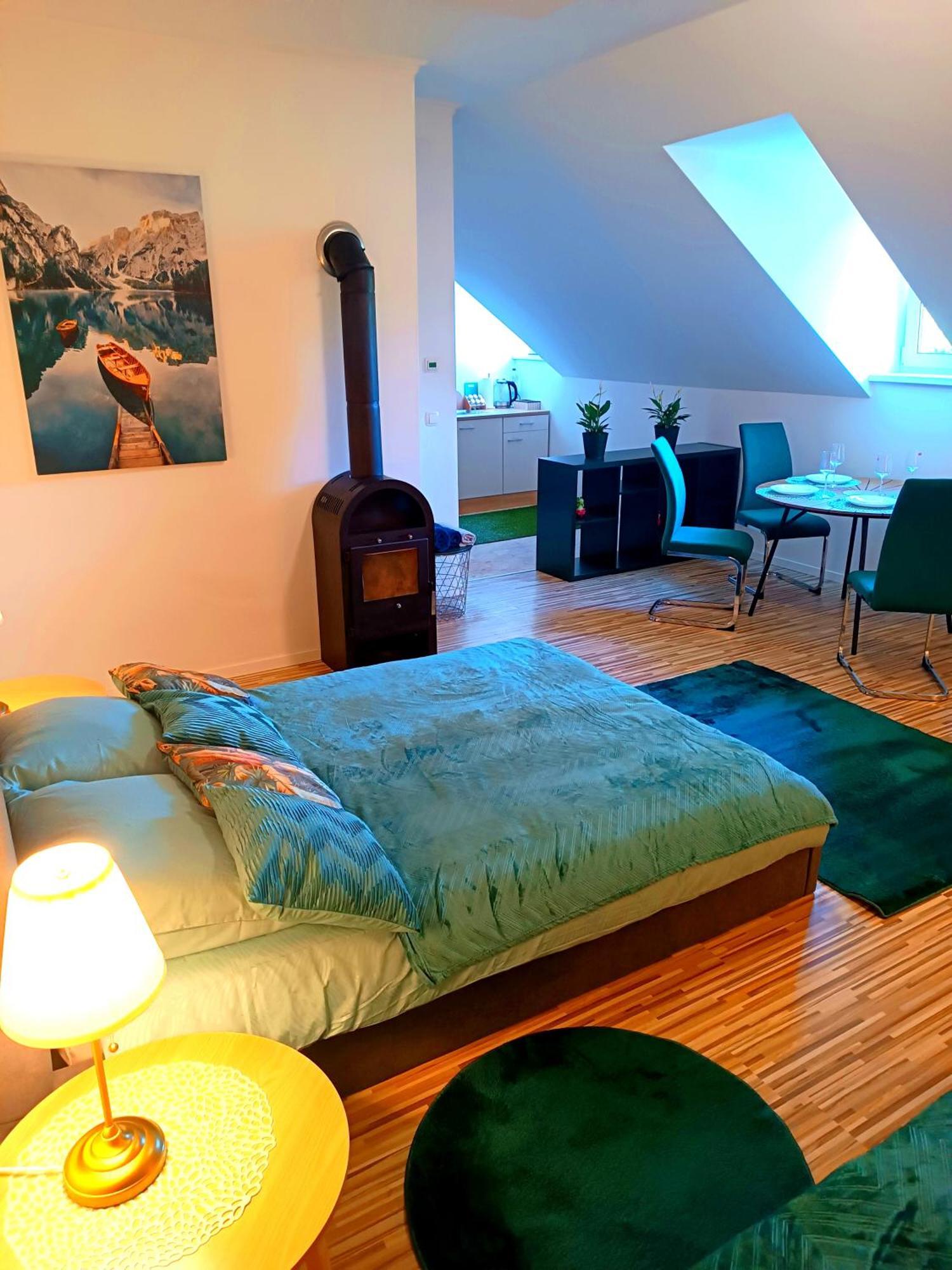 Family Apartments Center Of Muerzzuschlag Bagian luar foto