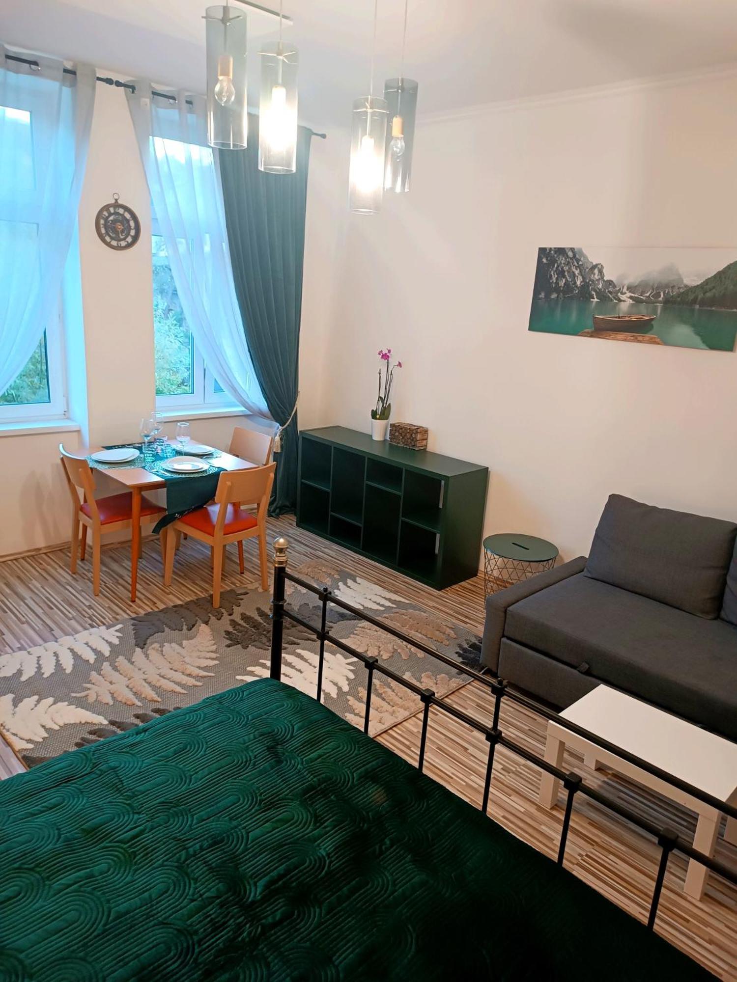 Family Apartments Center Of Muerzzuschlag Bagian luar foto